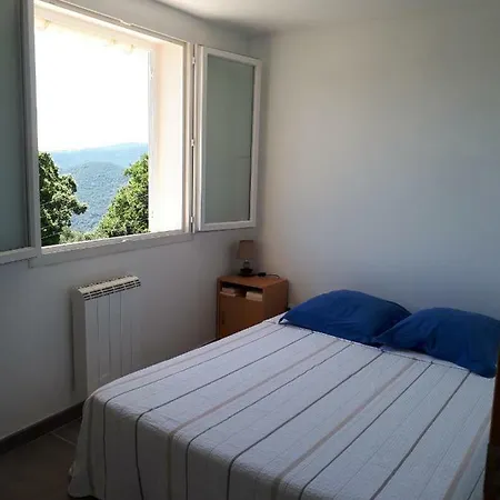 Holiday home Petite Maison En Pierre Isolaccio-di-Fiumorbo
