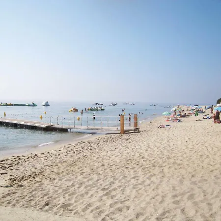 Hébergement de vacances Petite Maison En Pierre *